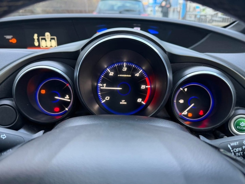 Used Honda Civic 2015 for sale - 77392022: Photo 23