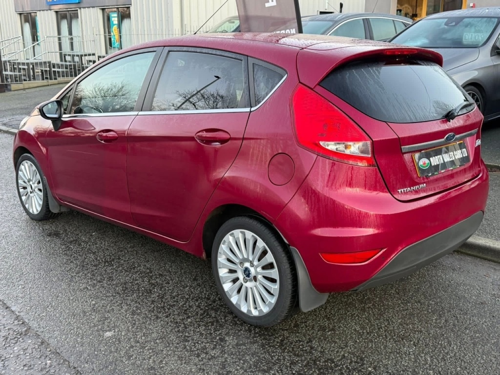 Used Ford Fiesta 2010 for sale - 77306907: Photo 2
