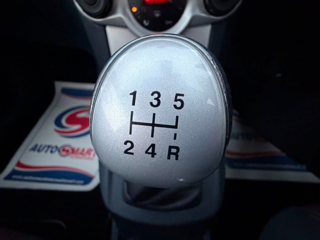 Used Ford Fiesta 2010 for sale - 77306907: Photo 23