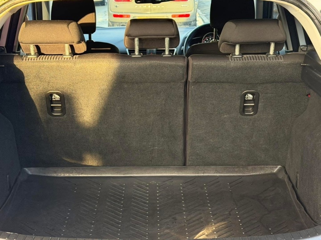 Used Mazda Mazda3 2016 for sale - 77398439: Photo 10