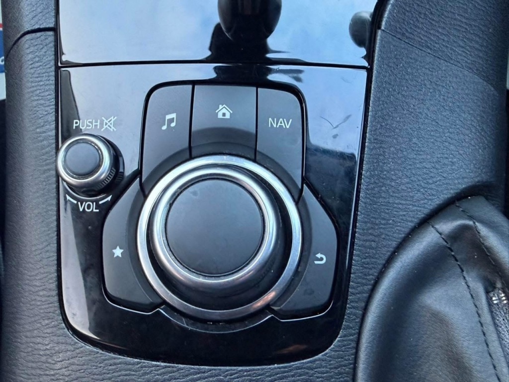 Used Mazda Mazda3 2016 for sale - 77398439: Photo 27