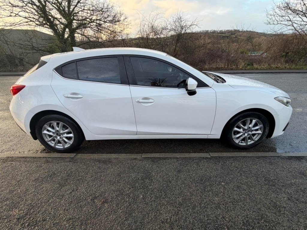 Used Mazda Mazda3 2016 for sale - 77398439: Photo 6