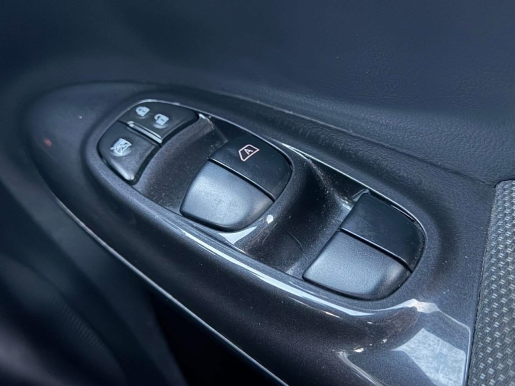 Used Nissan Juke 2017 for sale - 77306908: Photo 31