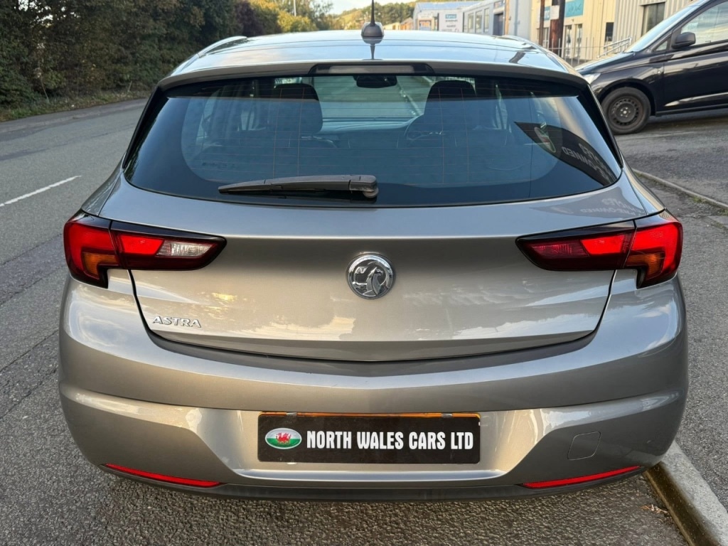 Used Vauxhall Astra 2017 for sale - 76156974: Photo 8