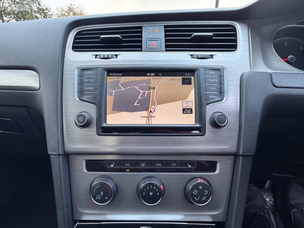 Used Volkswagen Golf 2016 for sale - 76379011: Photo 16