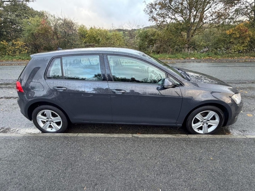 Used Volkswagen Golf 2016 for sale - 76379011: Photo 6