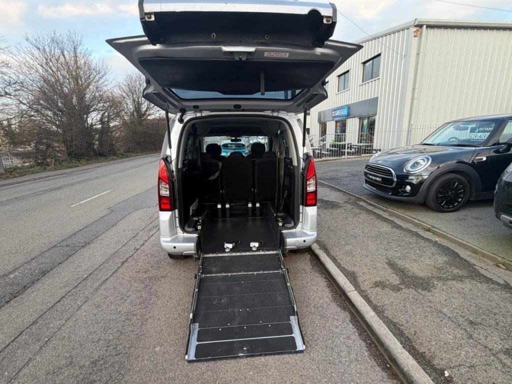 Used Peugeot Partner Tepee 2015 for sale - 77707375: Photo 10