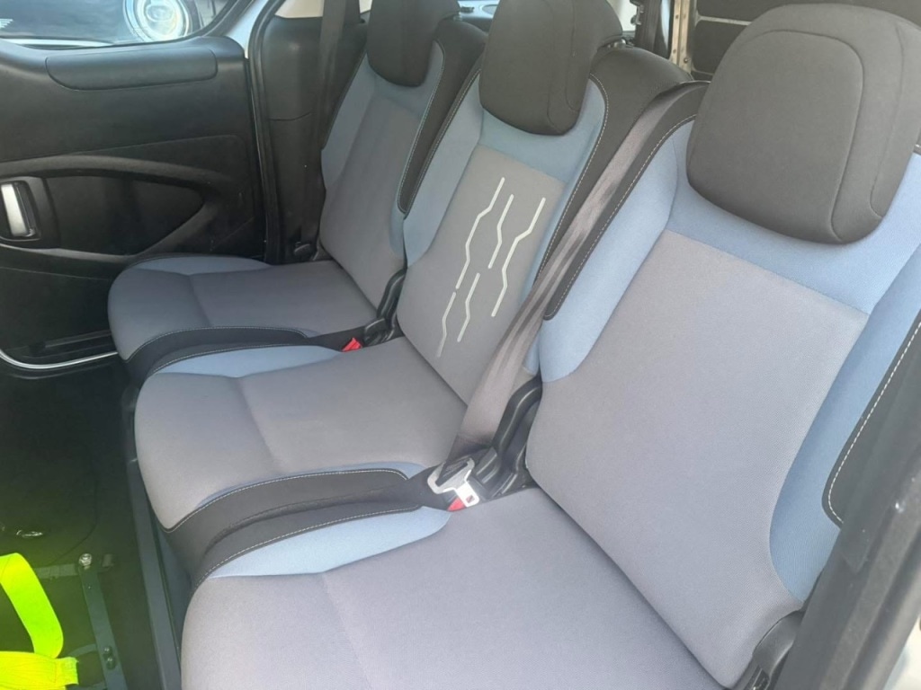 Used Peugeot Partner Tepee 2015 for sale - 77707375: Photo 17