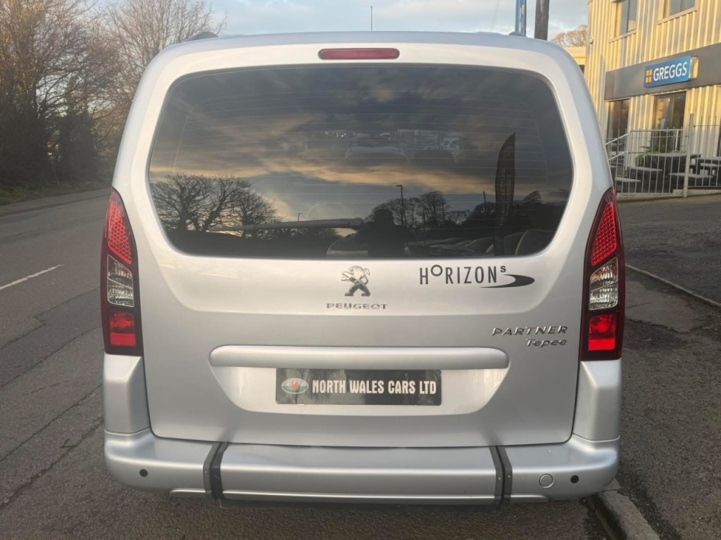 Used Peugeot Partner Tepee 2015 for sale - 77707375: Photo 8