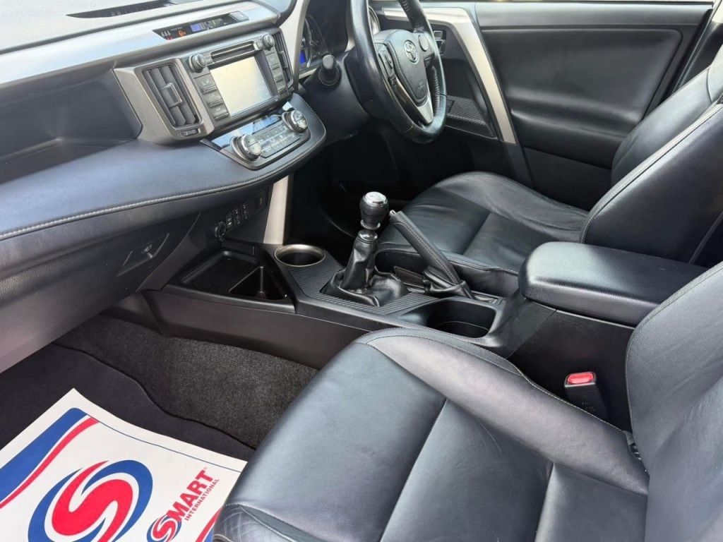 Used Toyota RAV4 2014 for sale - 76249353: Photo 15