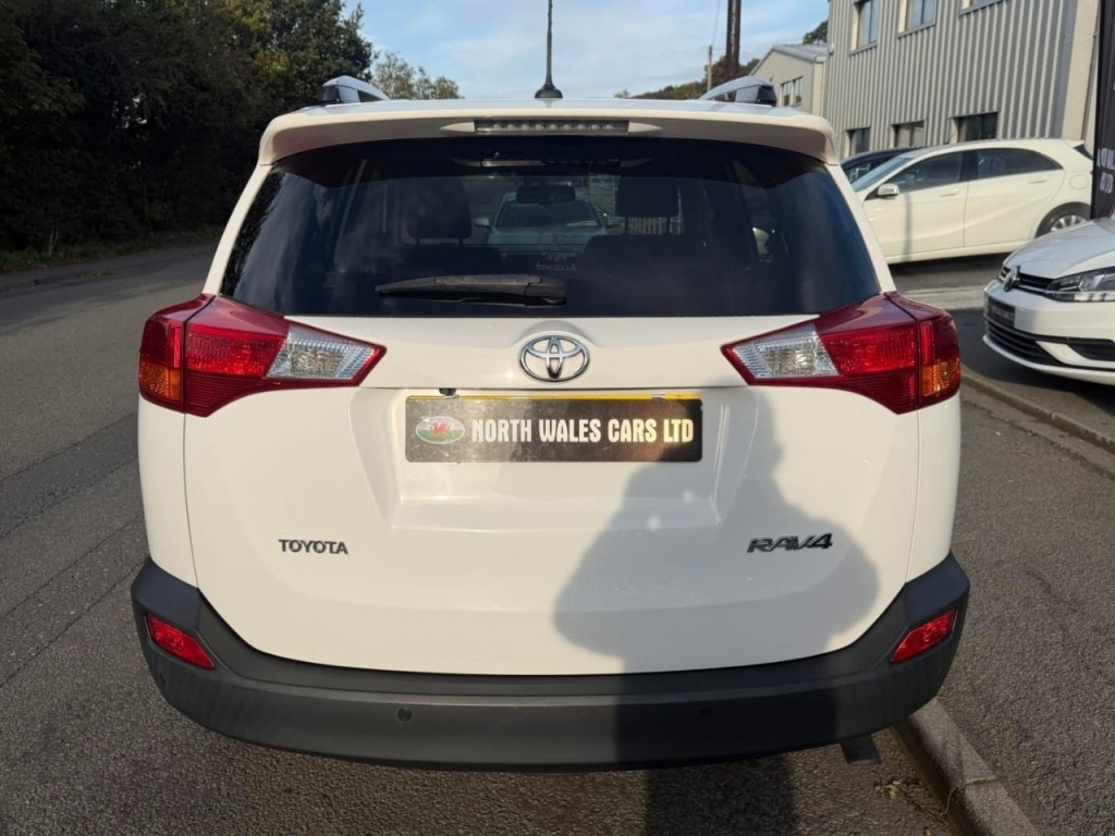 Used Toyota RAV4 2014 for sale - 76249353: Photo 8