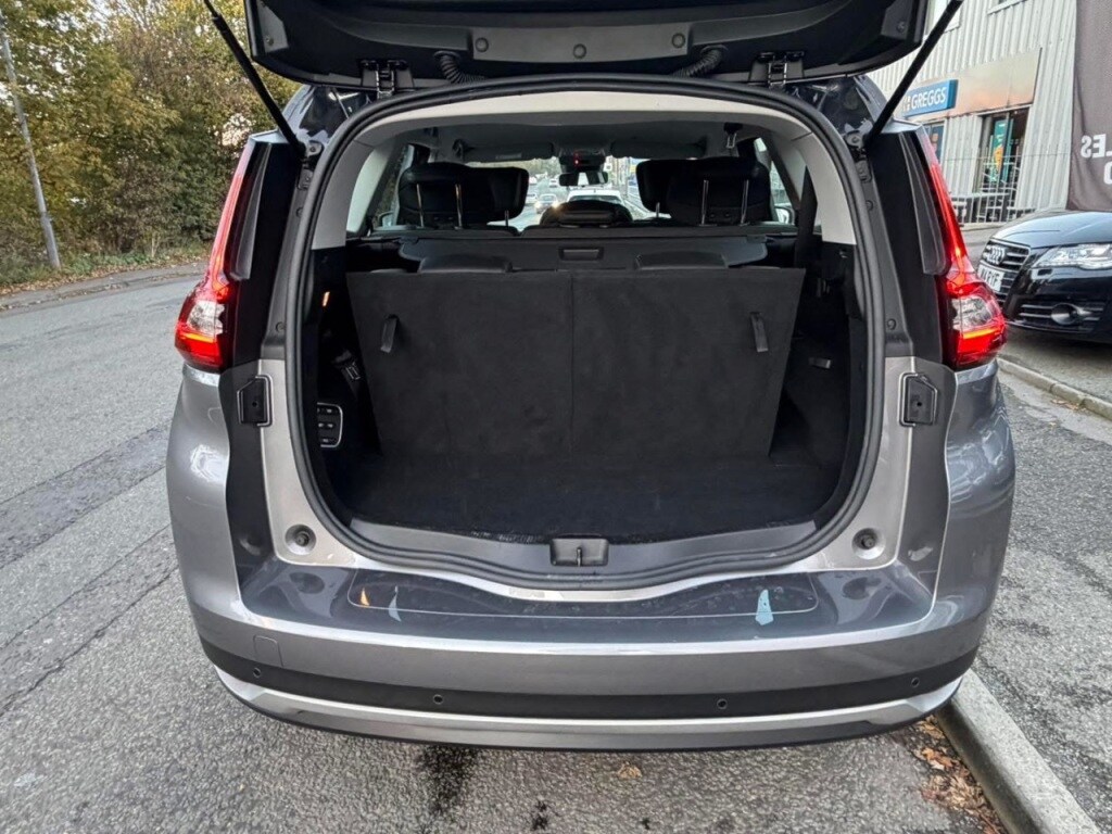 Used Renault Grand Scenic 2018 for sale - 77306888: Photo 9