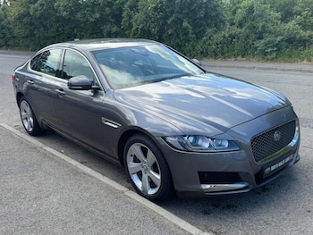 Used Jaguar XF 2017 for sale - 78592851: Photo
