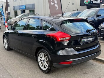 Used Ford Focus 2015 for sale - 78653476: Photo