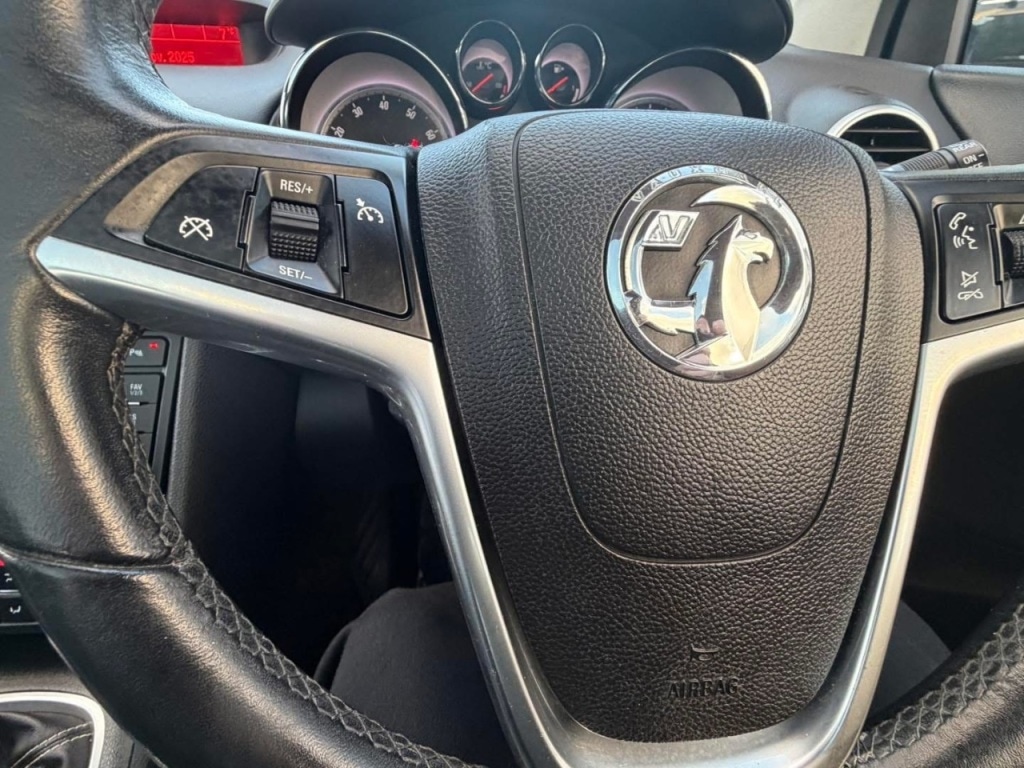 Used Vauxhall Meriva 2016 for sale - 76653887: Photo 20