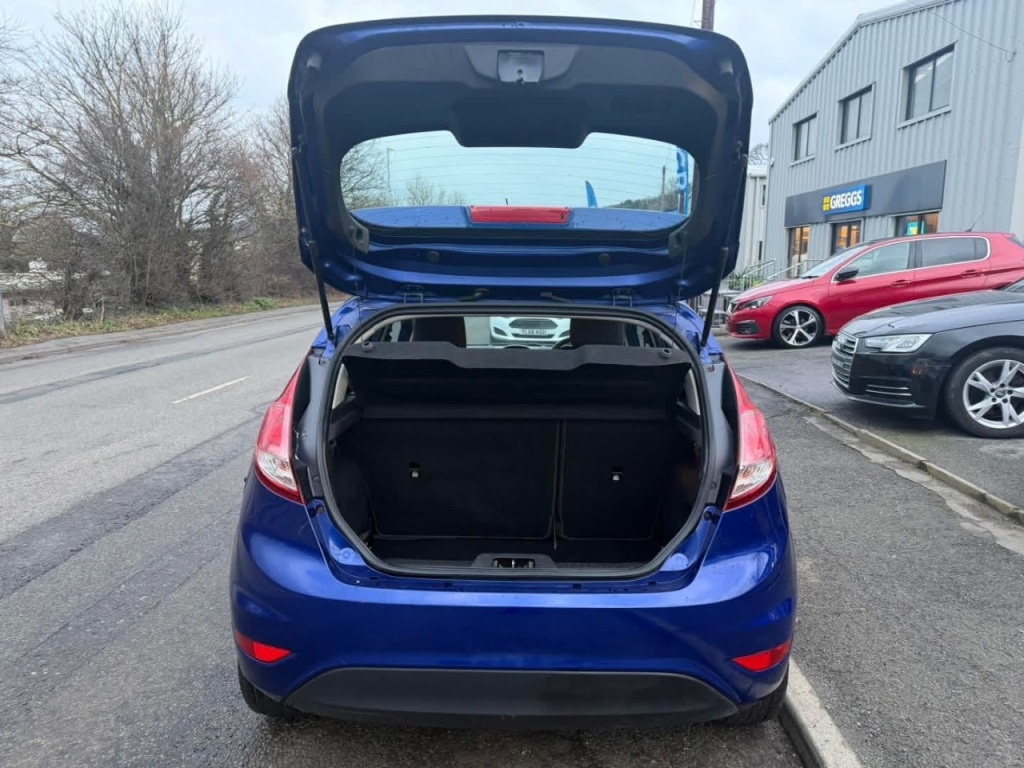 Used Ford Fiesta 2015 for sale - 77392023: Photo 9