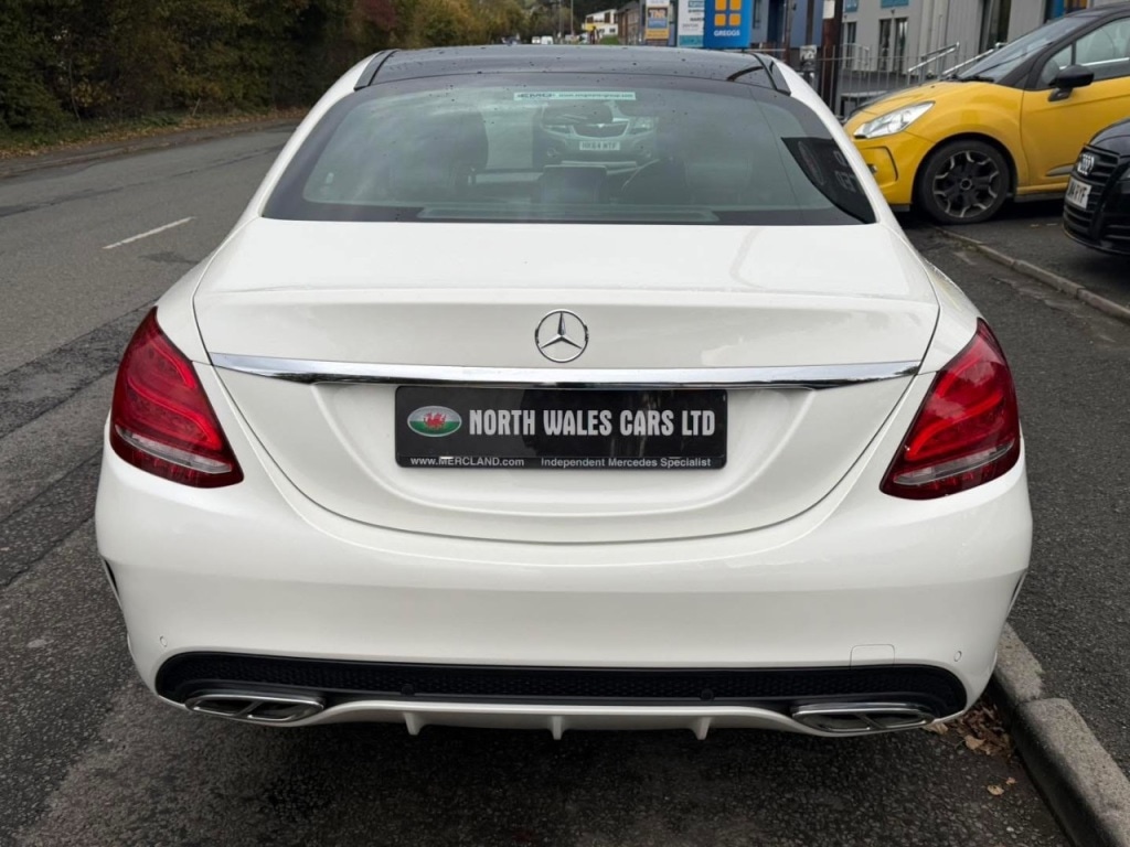 Used Mercedes-Benz C Class 2014 for sale - 76438945: Photo 10