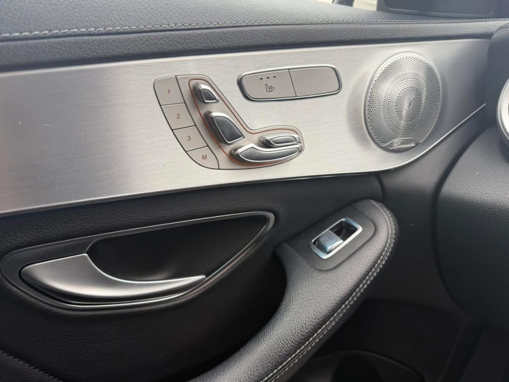 Used Mercedes-Benz C Class 2014 for sale - 76438945: Photo 33