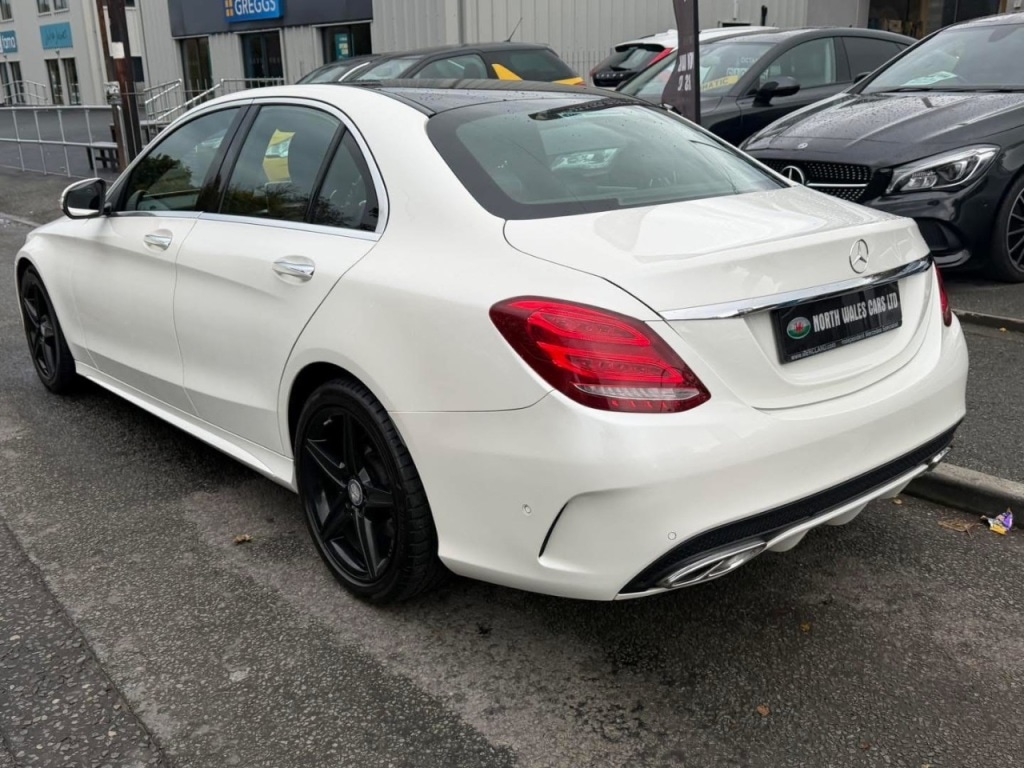 Used Mercedes-Benz C Class 2014 for sale - 76438945: Photo 4
