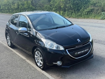 Used Peugeot 208 2015 for sale - 78340271: Photo