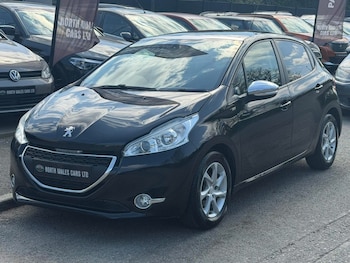Used Peugeot 208 2015 for sale - 78340271: Photo