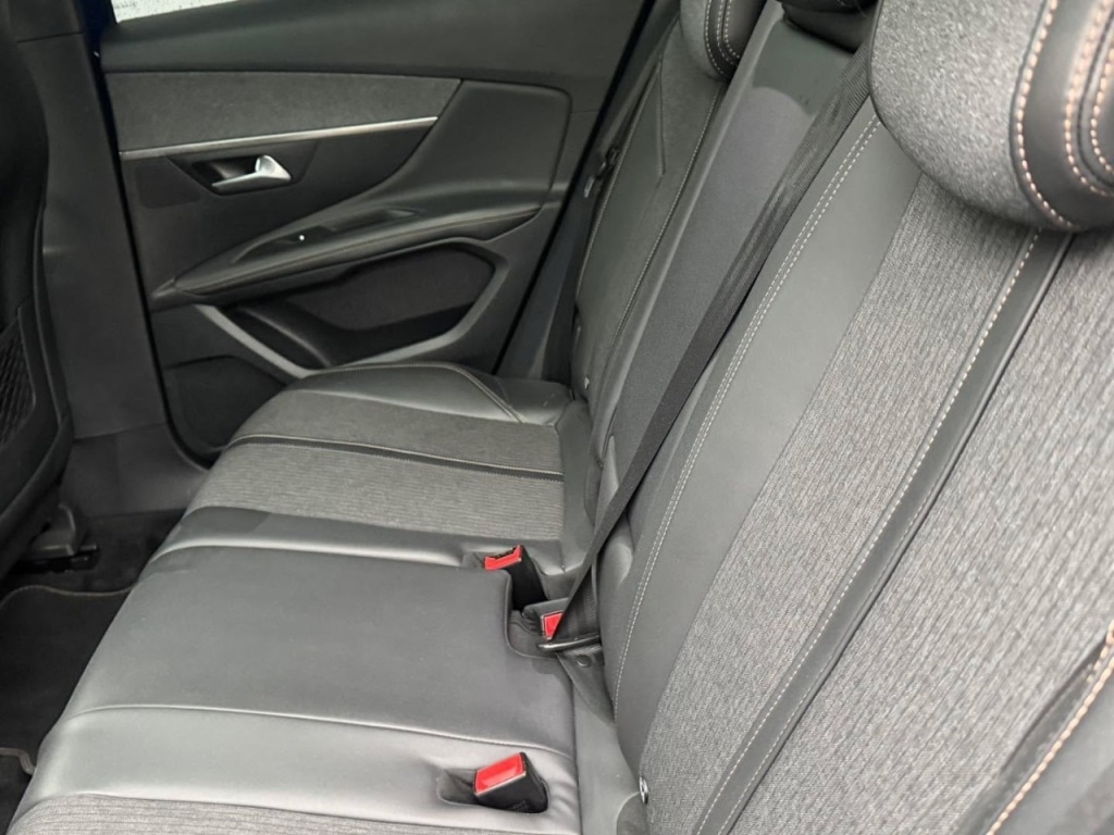 Used Peugeot 3008 2018 for sale - 76554086: Photo 16