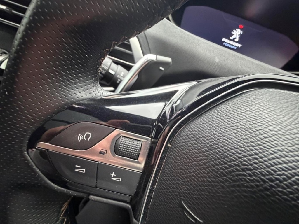 Used Peugeot 3008 2018 for sale - 76554086: Photo 21