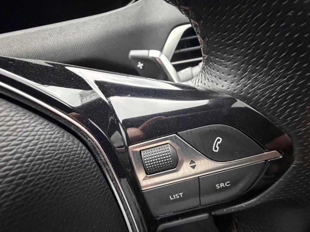 Used Peugeot 3008 2018 for sale - 76554086: Photo 22