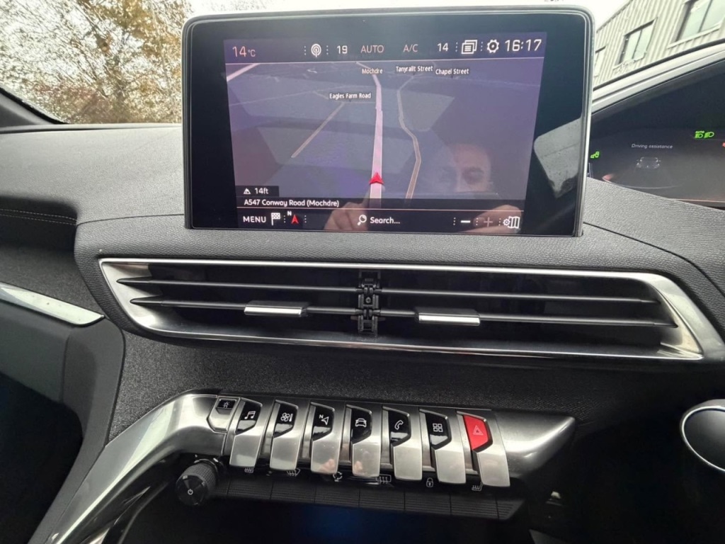 Used Peugeot 3008 2018 for sale - 76554086: Photo 25