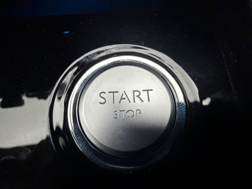 Used Peugeot 3008 2018 for sale - 76554086: Photo 28