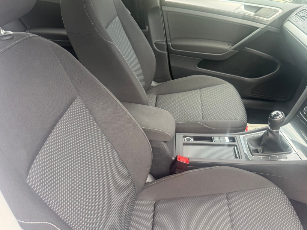 Used Volkswagen Golf 2019 for sale - 76132048: Photo 14