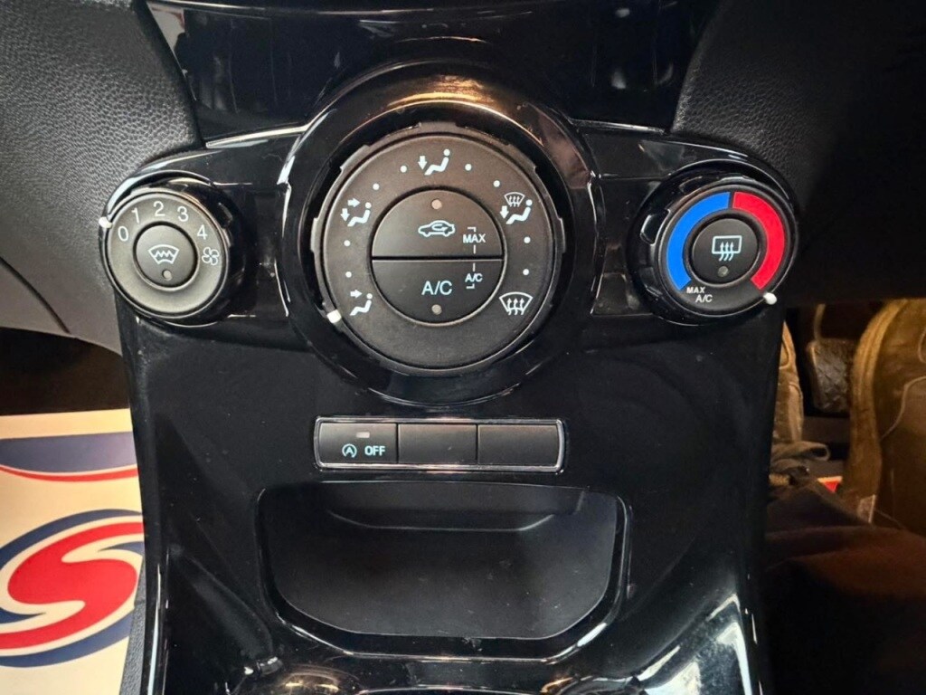 Used Ford Fiesta 2016 for sale - 77306897: Photo 25