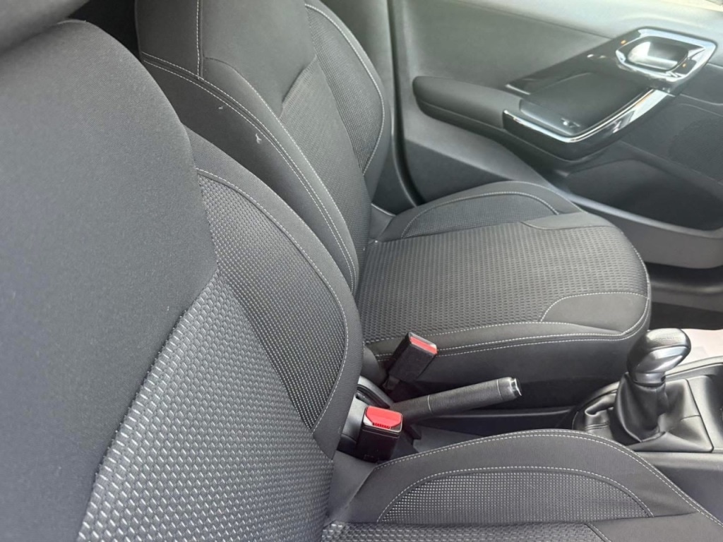 Used Peugeot 208 2017 for sale - 76132021: Photo 13