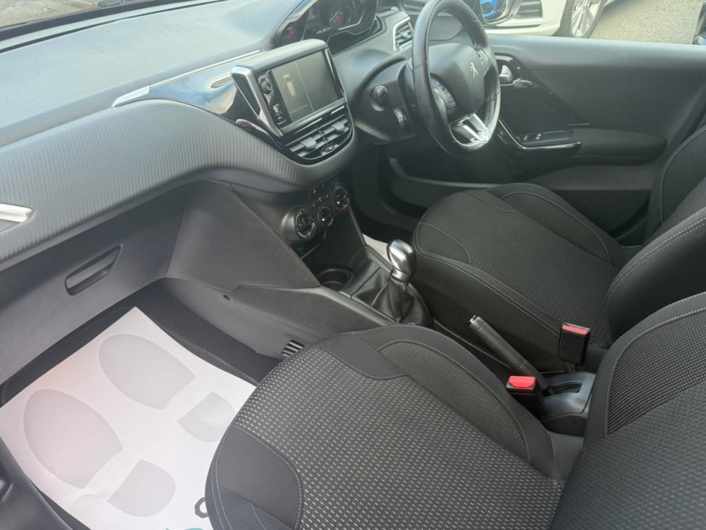 Used Peugeot 208 2017 for sale - 76132021: Photo 15