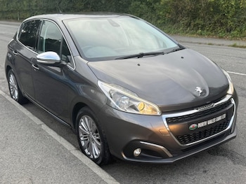 Used Peugeot 208 2017 for sale - 76132021: Photo