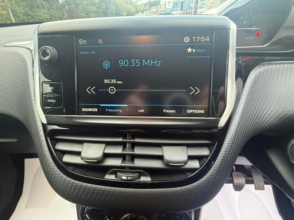 Used Peugeot 208 2017 for sale - 76132021: Photo 25