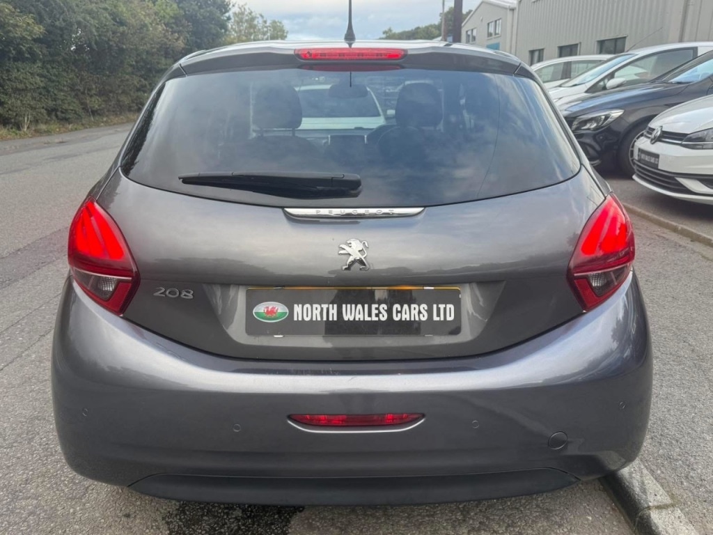 Used Peugeot 208 2017 for sale - 76132021: Photo 8