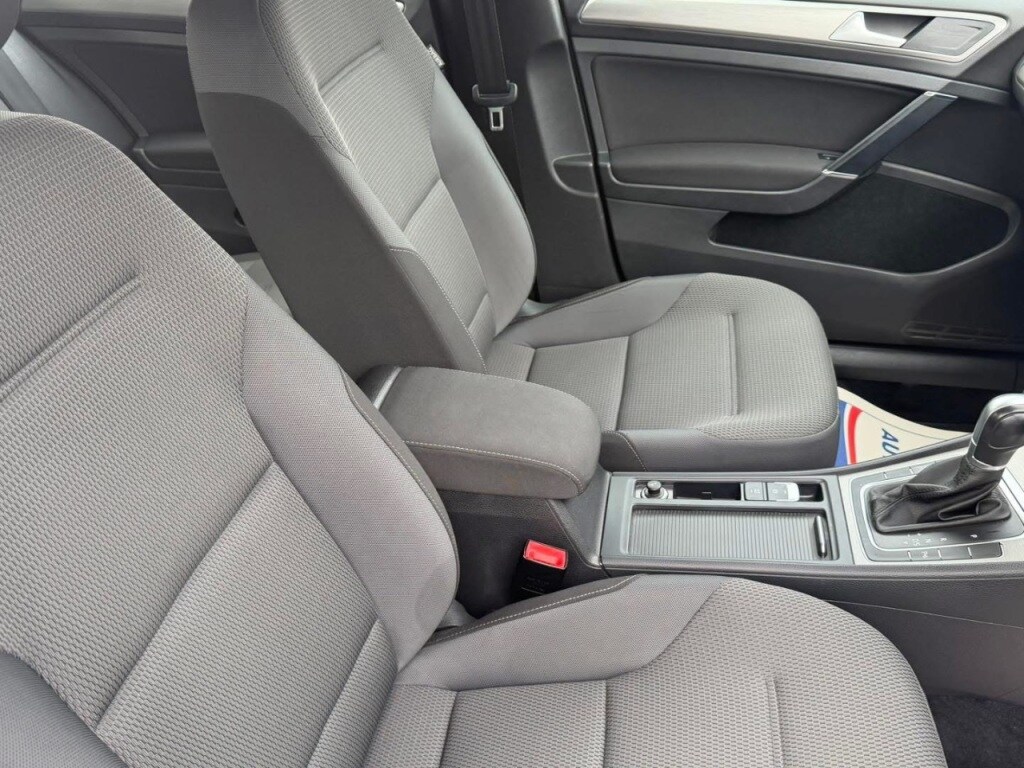 Used Volkswagen Golf 2016 for sale - 77312936: Photo 12