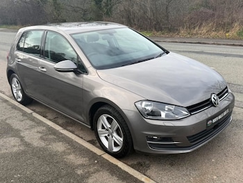 Used Volkswagen Golf 2016 for sale - 77312936: Photo