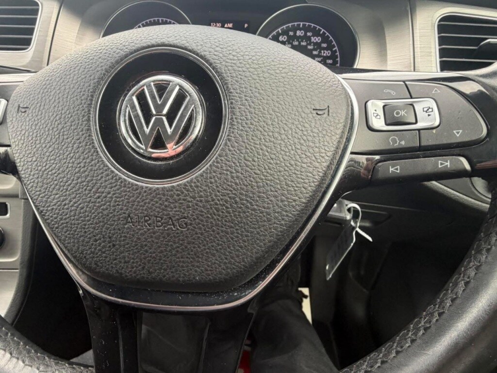 Used Volkswagen Golf 2016 for sale - 77312936: Photo 20