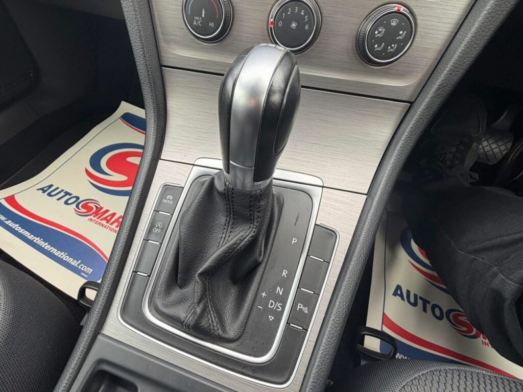 Used Volkswagen Golf 2016 for sale - 77312936: Photo 26