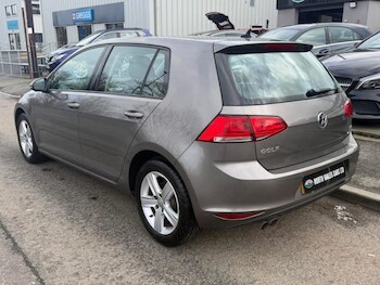 Used Volkswagen Golf 2016 for sale - 77312936: Photo