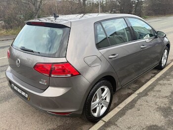 Used Volkswagen Golf 2016 for sale - 77312936: Photo