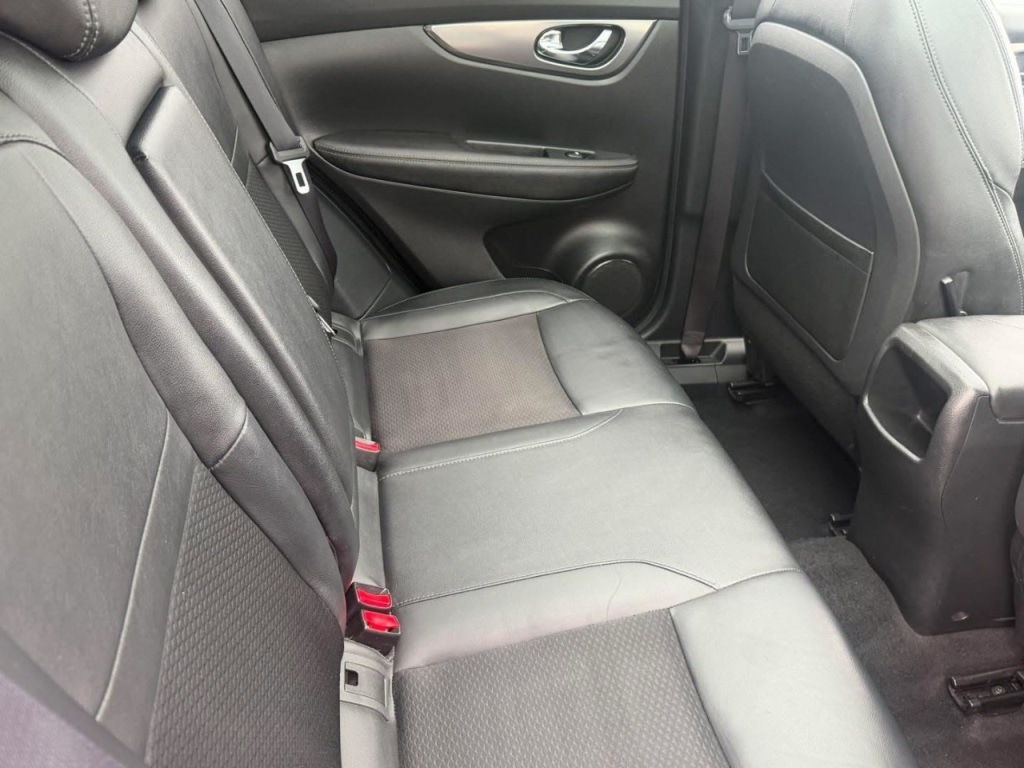 Used Nissan Qashqai 2017 for sale - 78139472: Photo 18