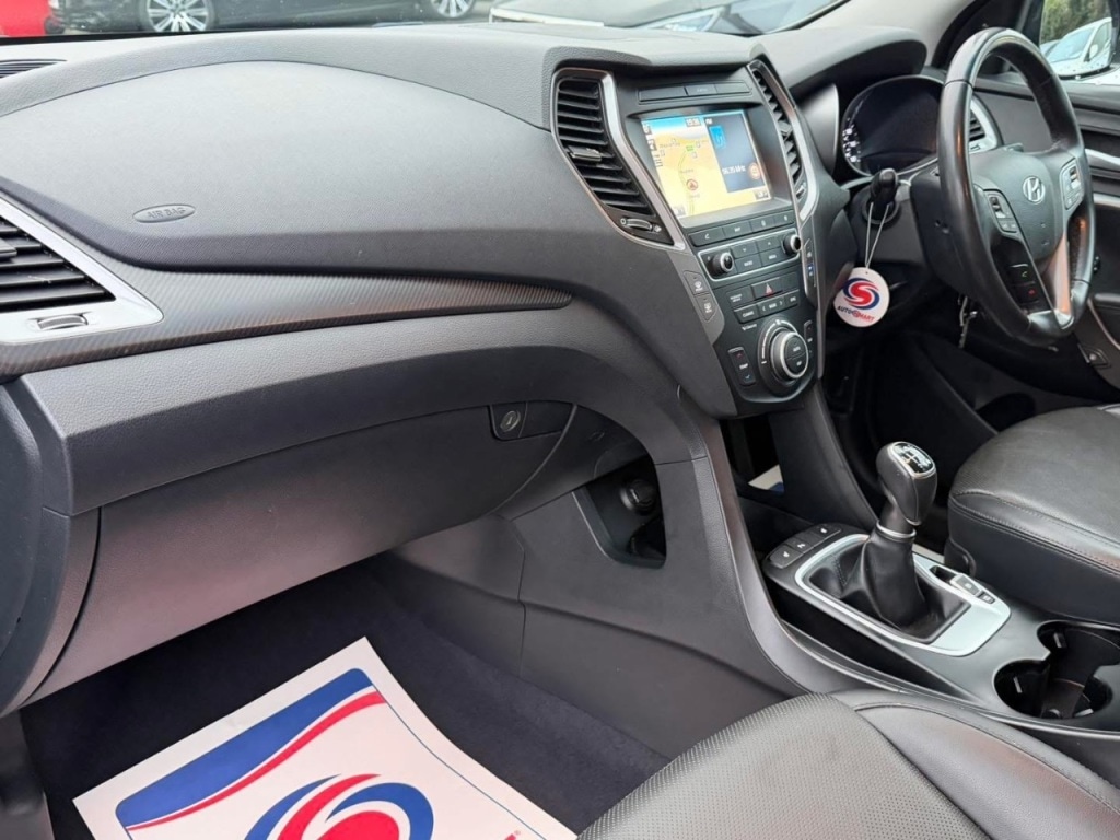 Used Hyundai Santa Fe 2015 for sale - 77306891: Photo 12