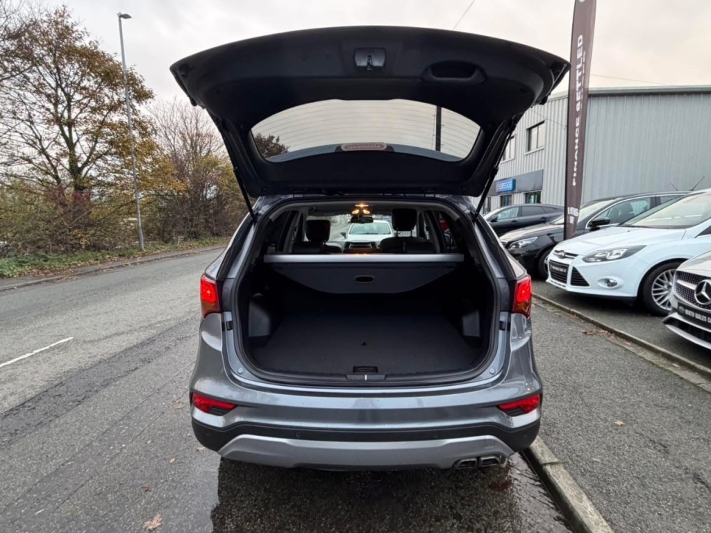 Used Hyundai Santa Fe 2015 for sale - 77306891: Photo 7