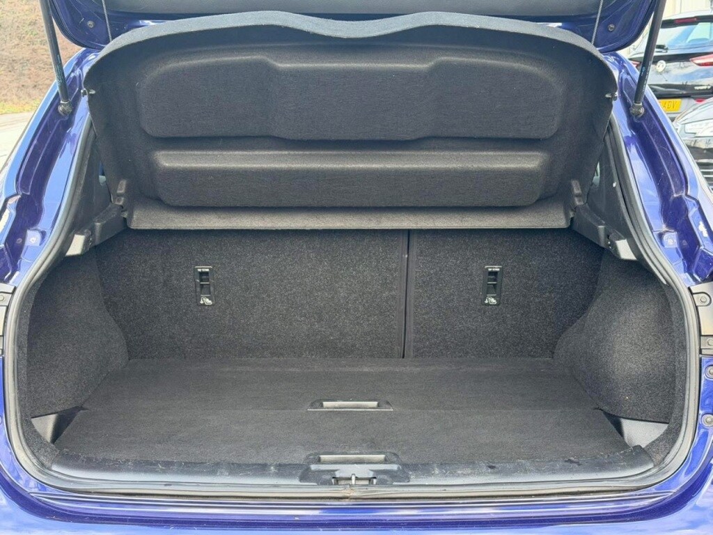 Used Nissan Qashqai 2015 for sale - 77318406: Photo 10