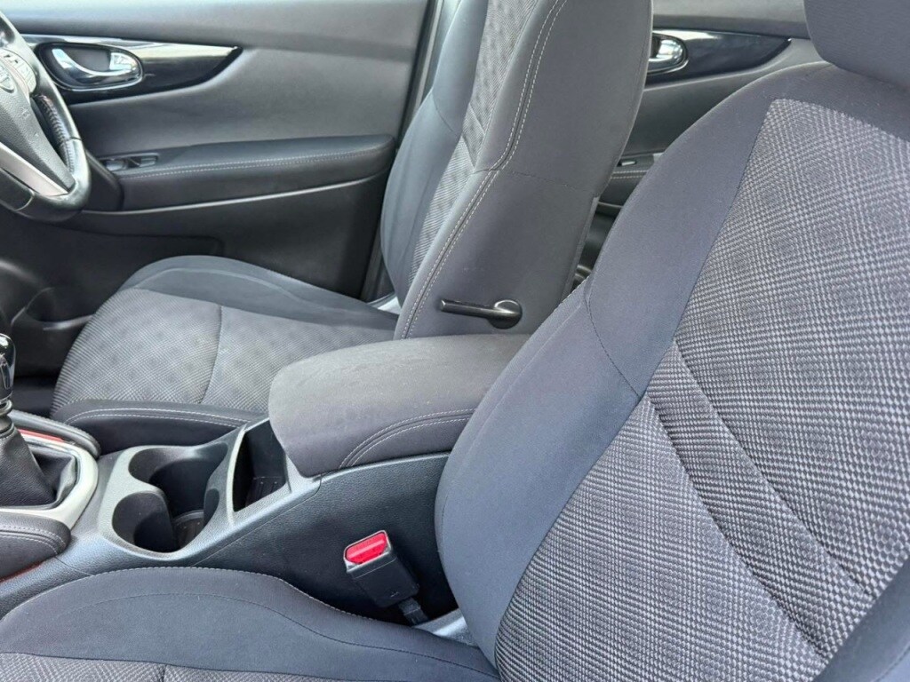 Used Nissan Qashqai 2015 for sale - 77318406: Photo 17