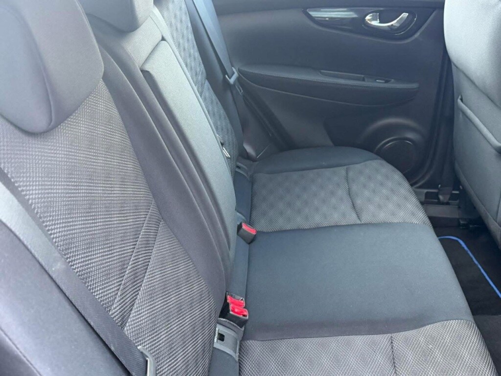 Used Nissan Qashqai 2015 for sale - 77318406: Photo 18