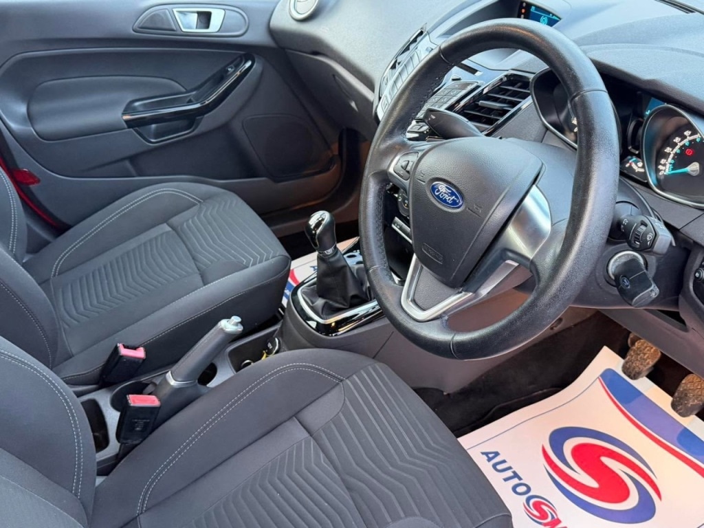 Used Ford Fiesta 2015 for sale - 77392010: Photo 12